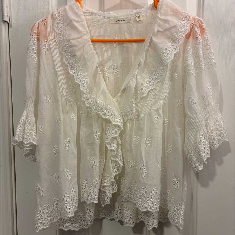 Doen Henri Top in Eyelet Salt - Picture 3 of 6